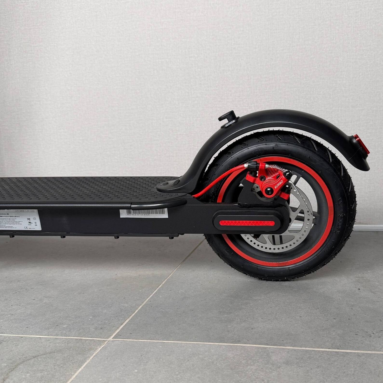 Електросамокат UMi U8s 500W 36V 11Ah Black, складний, 8.5" пневматичні колеса, до 30 км/год (2026) 1286 фото