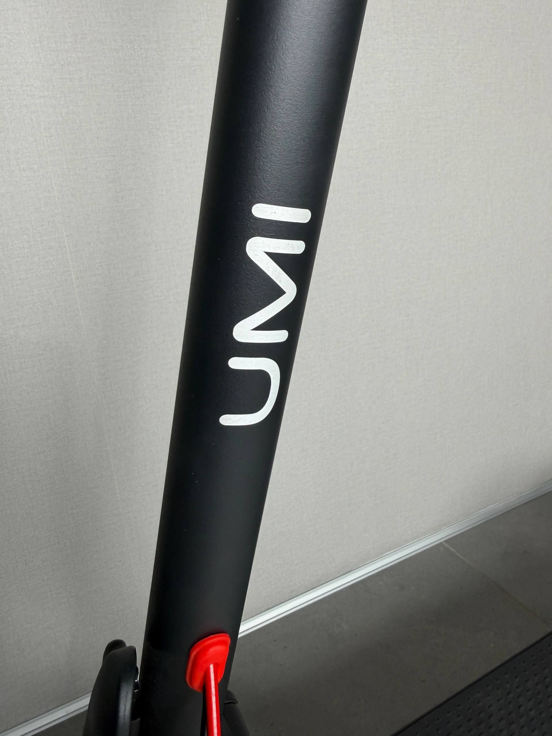 Електросамокат UMi U8s 500W 36V 11Ah Black, складний, 8.5" пневматичні колеса, до 30 км/год (2026) 1286 фото