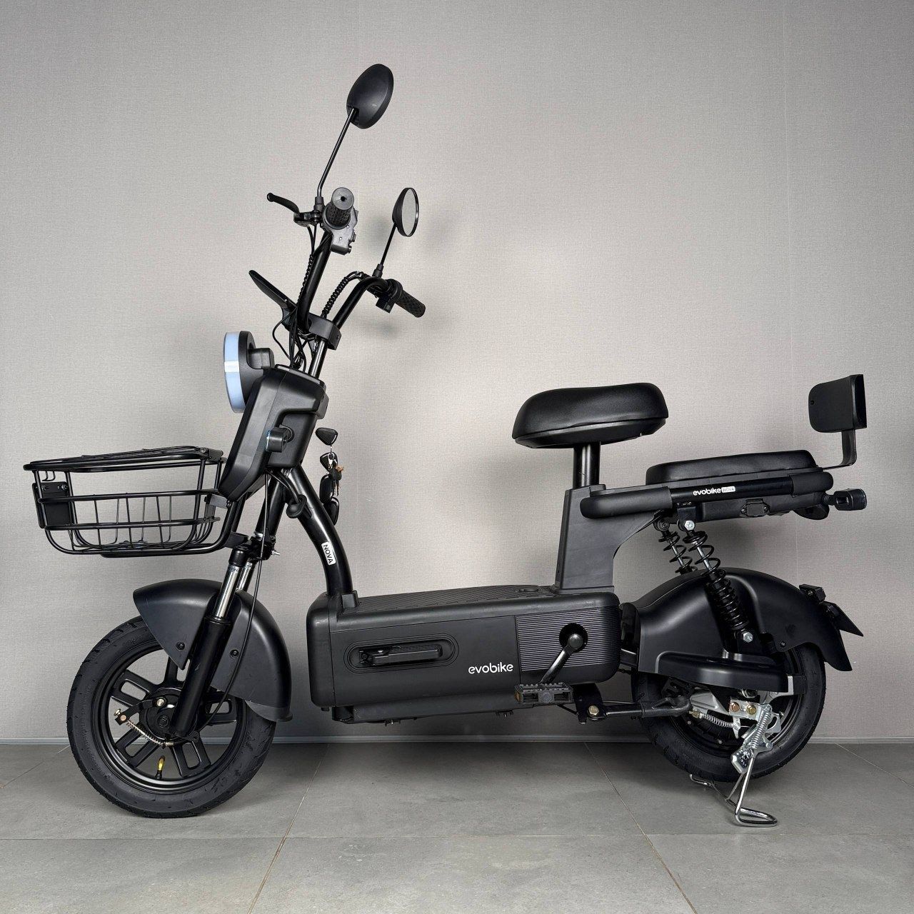 EVOBIKE Nova S 500W 48V 12Ah удобный электровелосипед с 2 сиденьями, корзиной и поворотниками, простой и надежный для города и села, черного цвета 356054 фото
