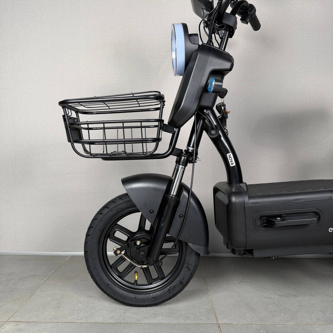 EVOBIKE Nova S 500W 48V 12Ah удобный электровелосипед с 2 сиденьями, корзиной и поворотниками, простой и надежный для города и села, черного цвета 356054 фото