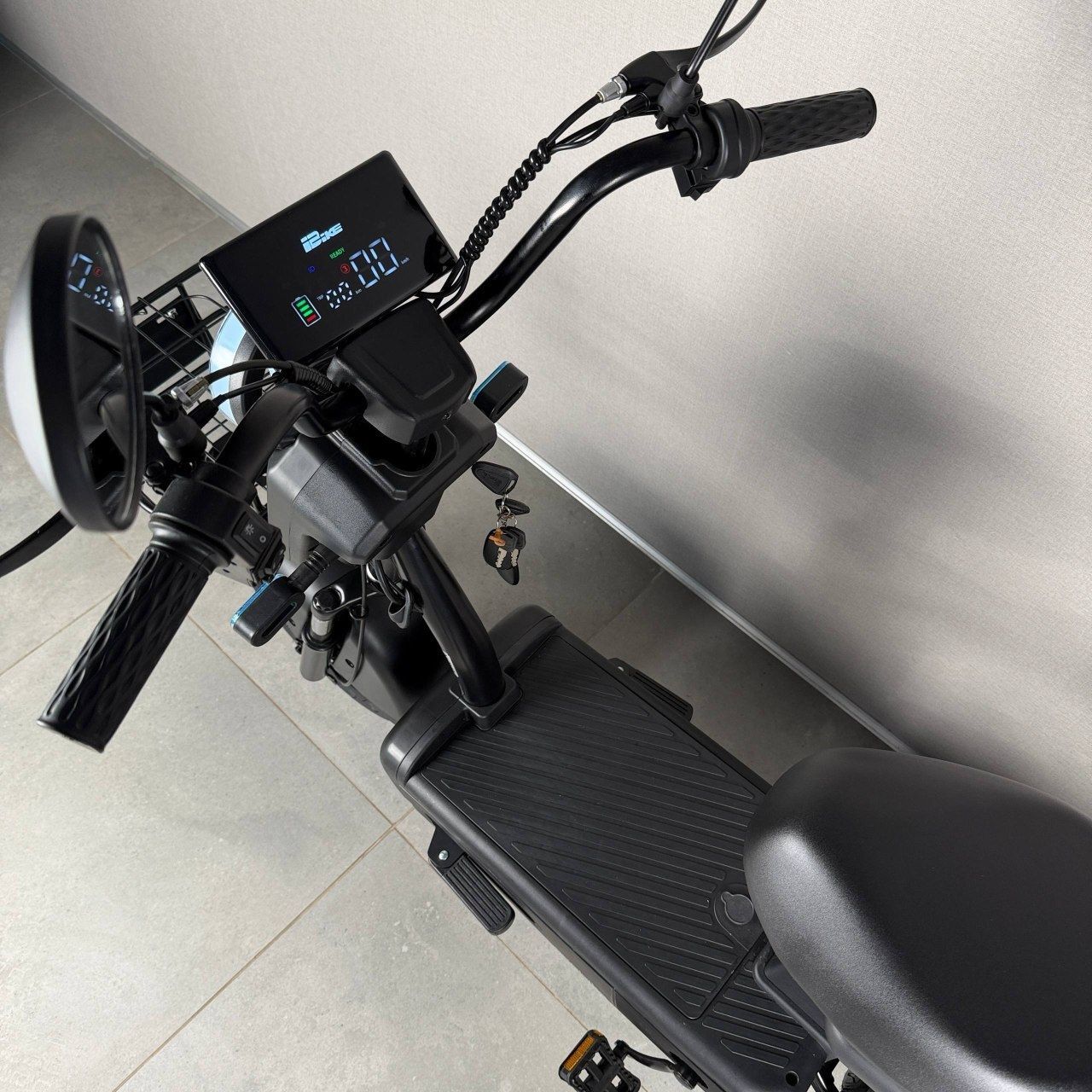 EVOBIKE Nova S 500W городской электровелосипед с пассажирским сиденьем, поворотниками, корзиной и дисплеем, 48V 12Ah (экономичный, до 40 км/ч), черного цвета 1278953 фото