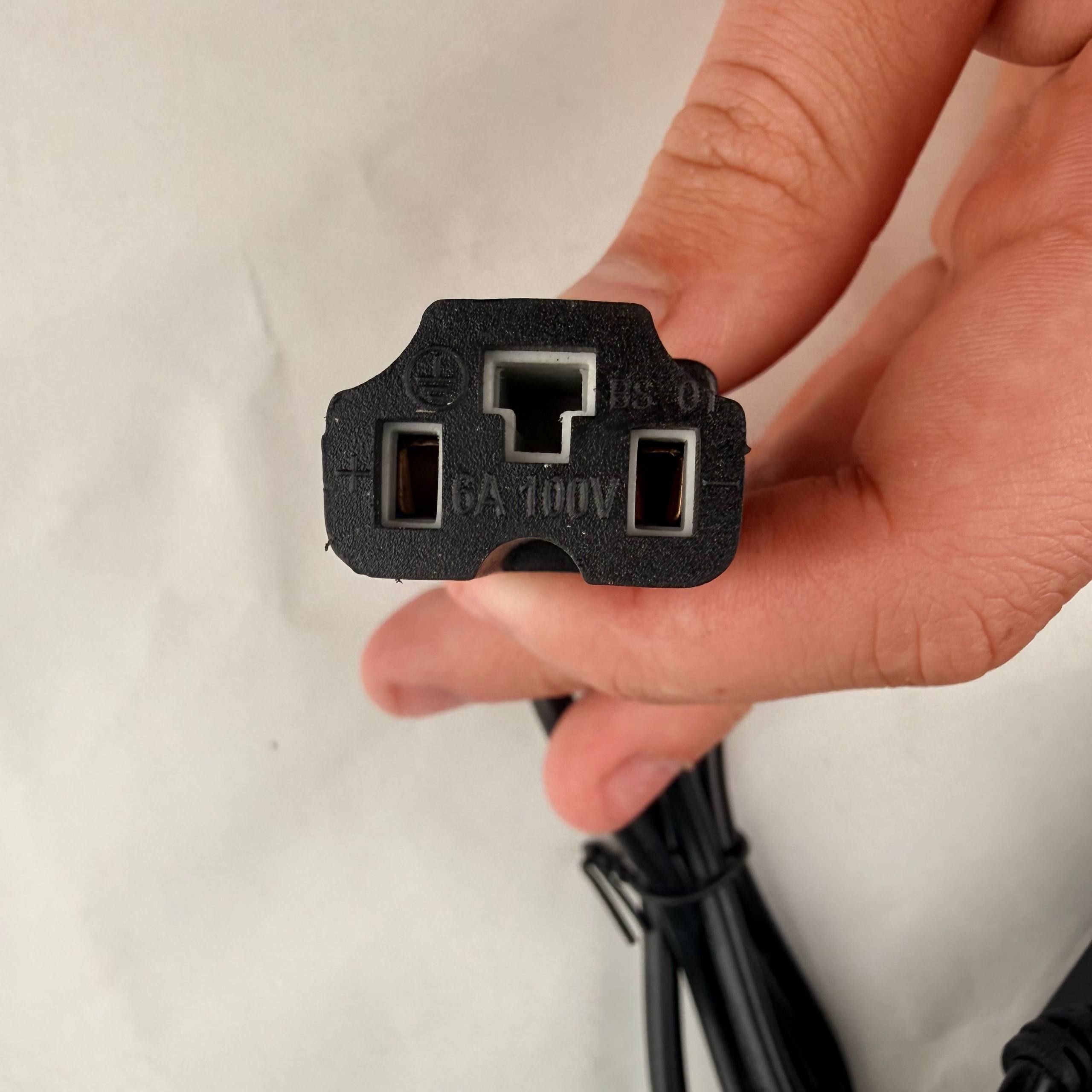 Зарядний пристрій для KUGOO WISH 01 MAX 52V 3A 4242 фото