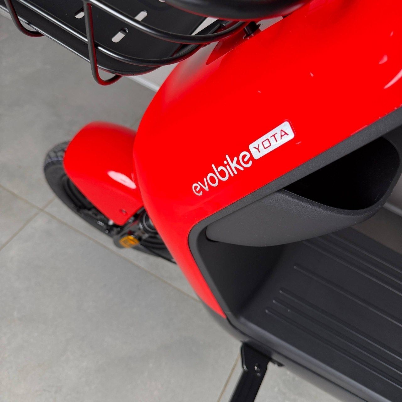 Электровелосипед EVOBIKE YOTA 800W 48V 20Ah Красный 14" Двухместный с двойной амортизацией, корзиной и сигнализацией 78654 фото