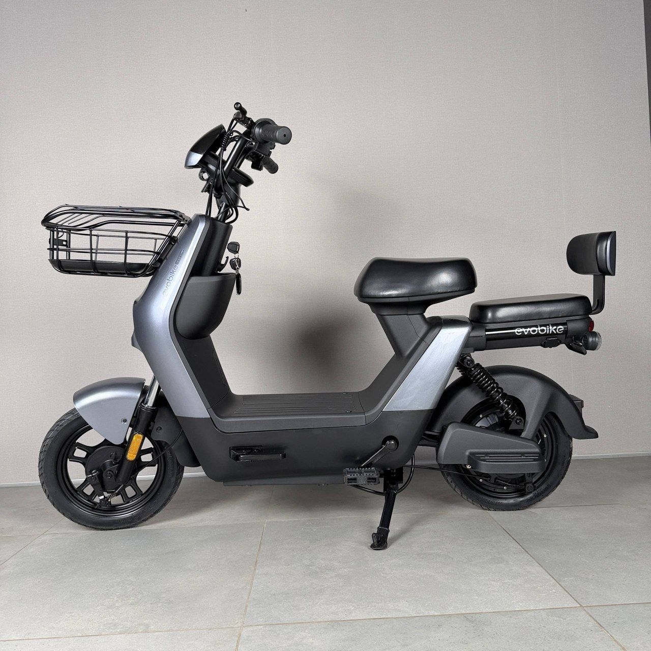 Электровелосипед EVOBIKE YOTA 800W 48V 20Ah Графит 14" Двухместный с двойной амортизацией, корзиной и сигнализацией 986532 фото