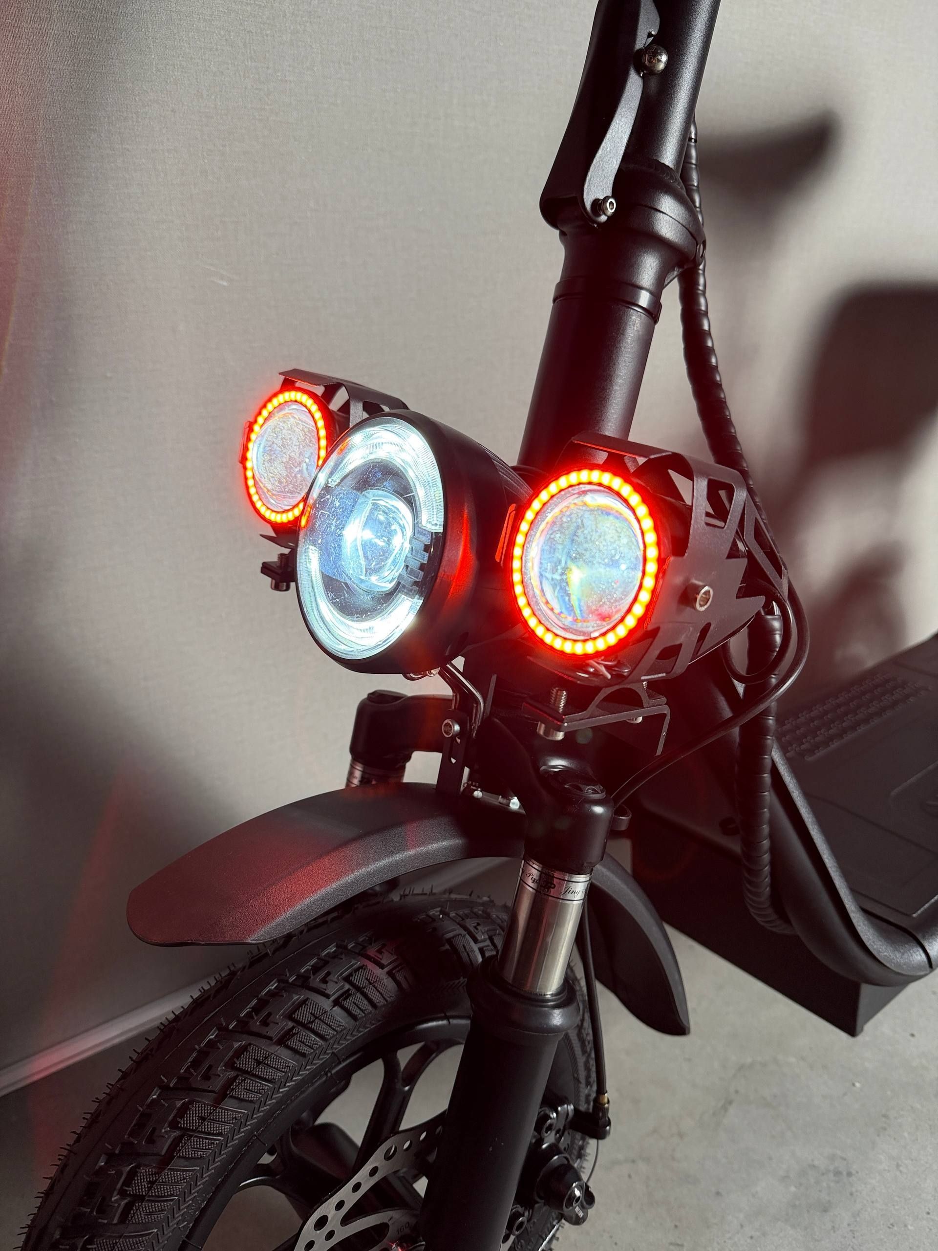 Электросамокат EVOBIKE Zen U12 MAX  черный | 800W 48V 15Ah электросамокат с тремя фарами, корзинкой и кофером (модель 2026) 09856 фото