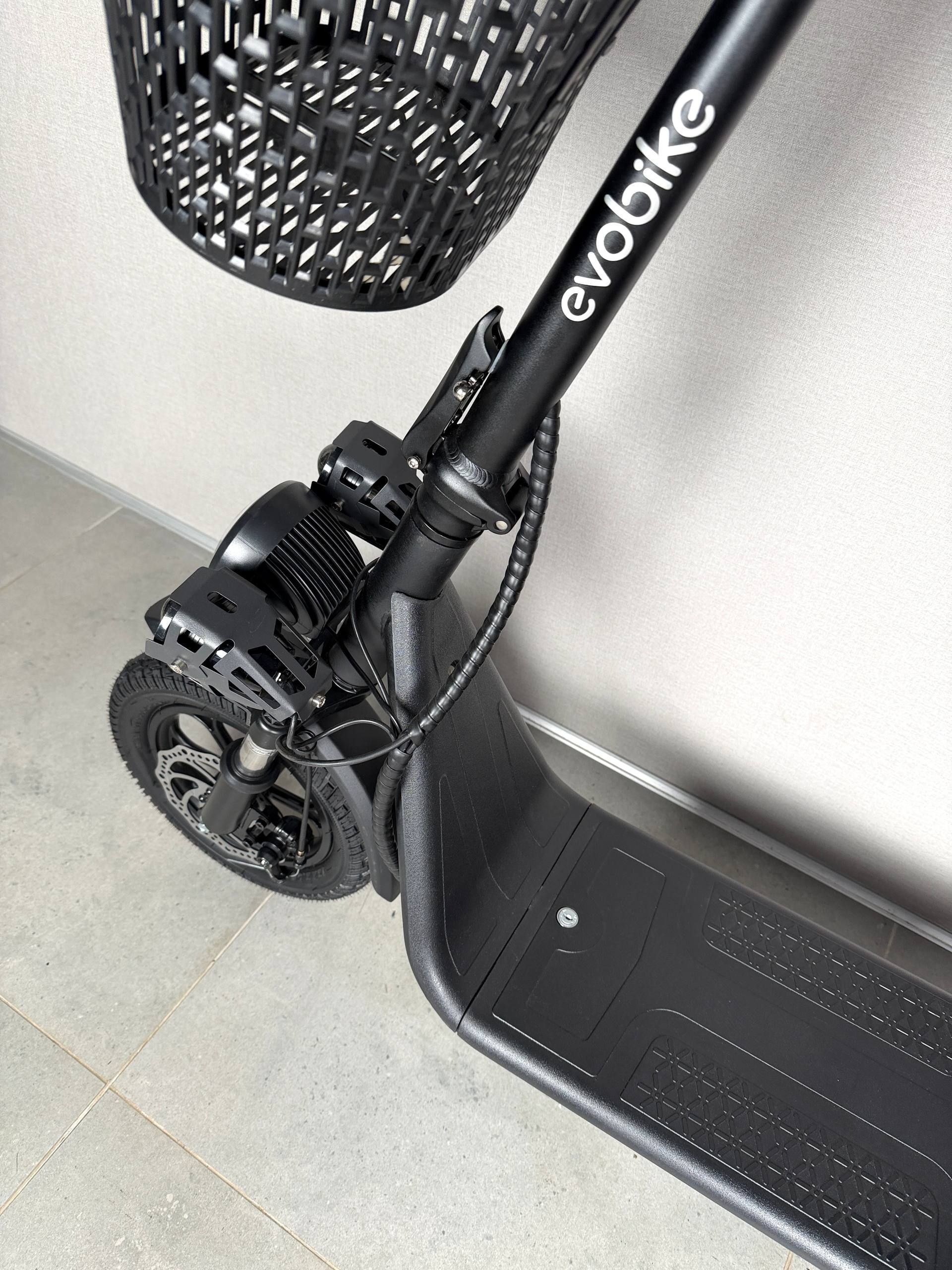 Электросамокат EVOBIKE Zen U12 MAX  черный | 800W 48V 15Ah электросамокат с тремя фарами, корзинкой и кофером (модель 2026) 09856 фото