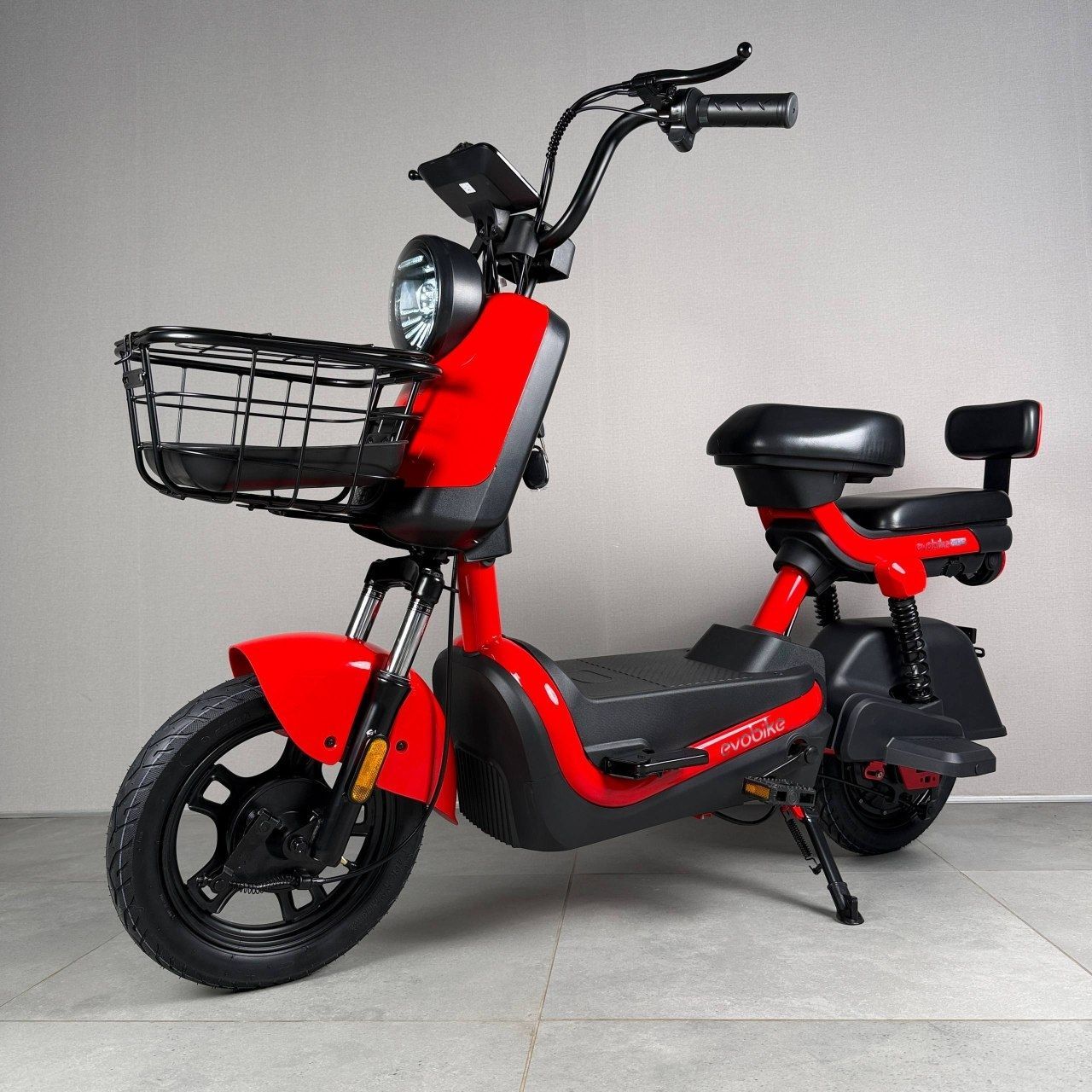 EVOBIKE Atlas 600W 48V 20Ah | мощный компактный электровелосипед с сиденьем для второго пассажира, большим дисплеем, педалями и аккумулятором большой емкости, красный цвет 14270005 фото