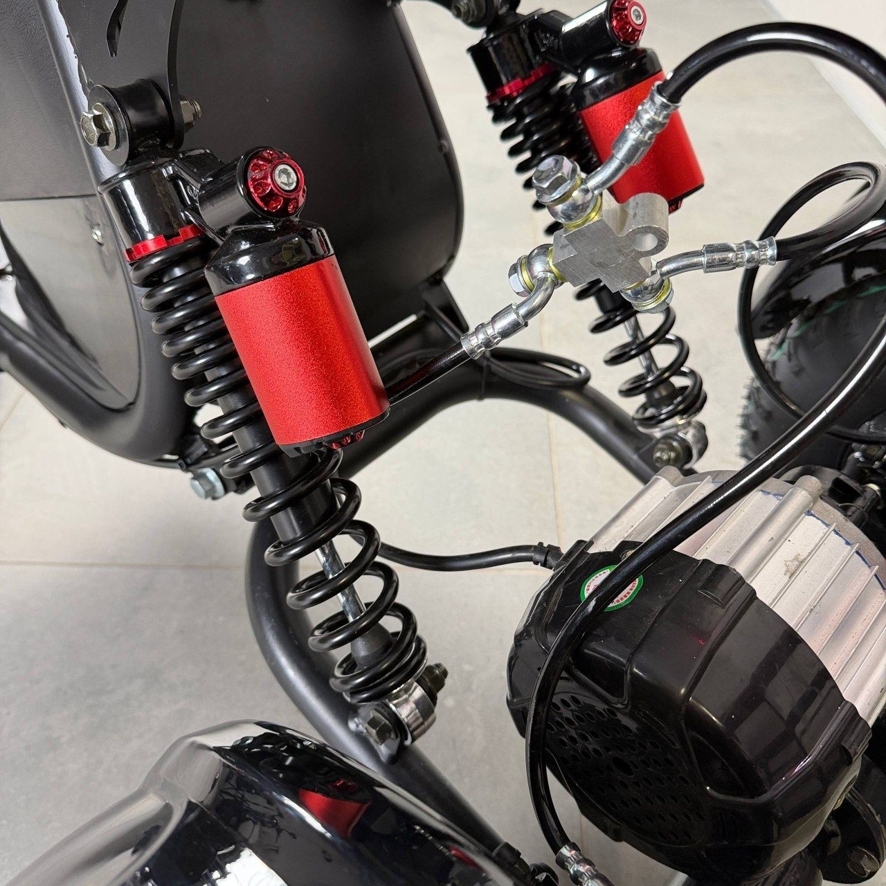 Электровелосипед EVOBIKE Grizzly X3 PRO черный | 24Ah 48V 2500W | трехколесный с грузовым багажником (модель 2026 года) 87542 фото