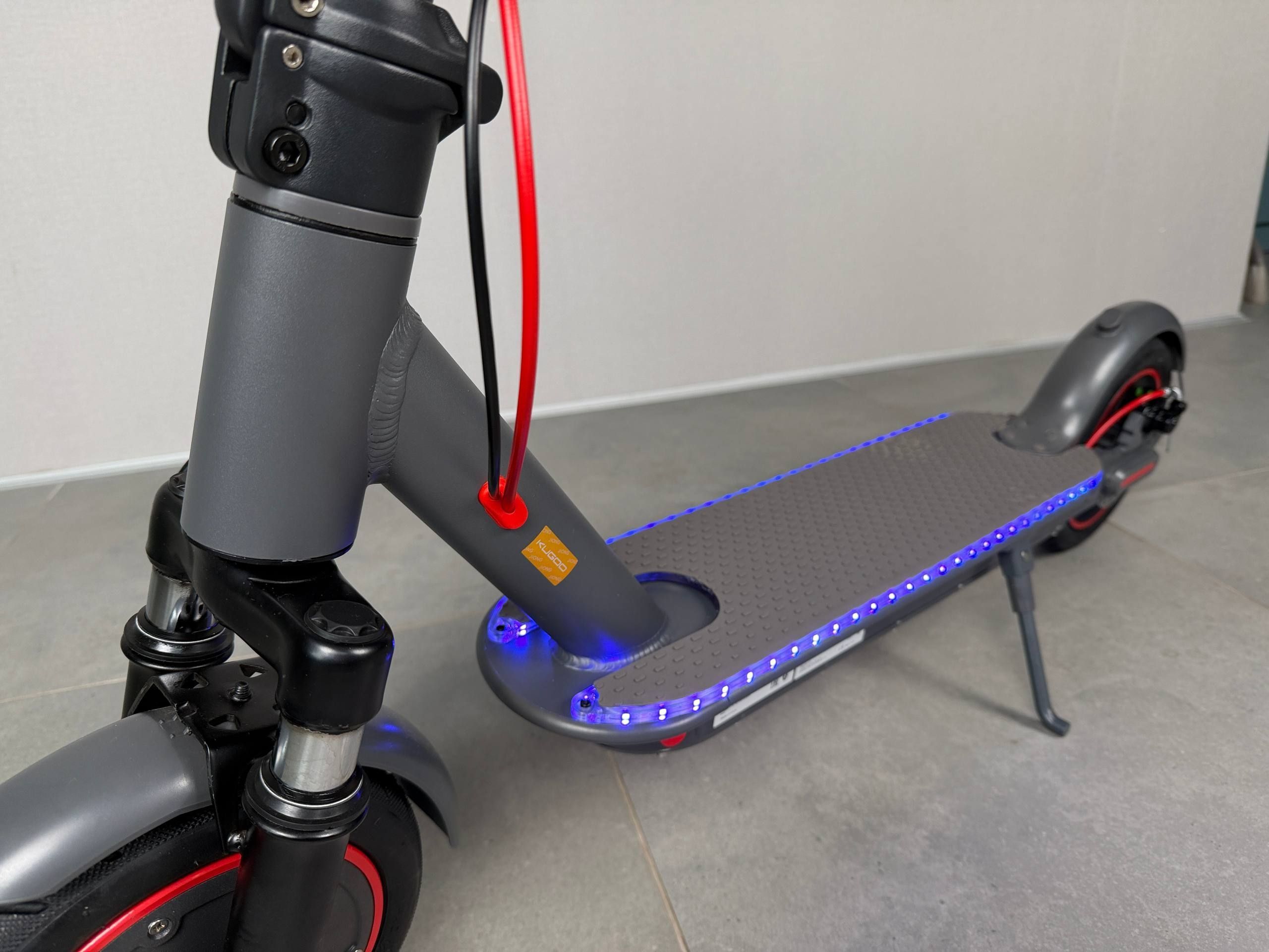Електросамокат KUGOO Pro 5 RGB 600W 36V 13Ah з підсвіткою деки та переднім амортизатором  907543 фото