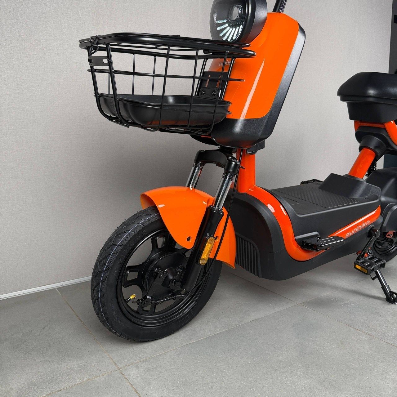 EVOBIKE Atlas PRO 800W 60V 20Ah | мощный компактный 14 дюймов электровелосипед с сиденьем для второго пассажира, большим дисплеем, педалями и аккумулятором максимальной емкости, оранжевый цвет 14270009 фото