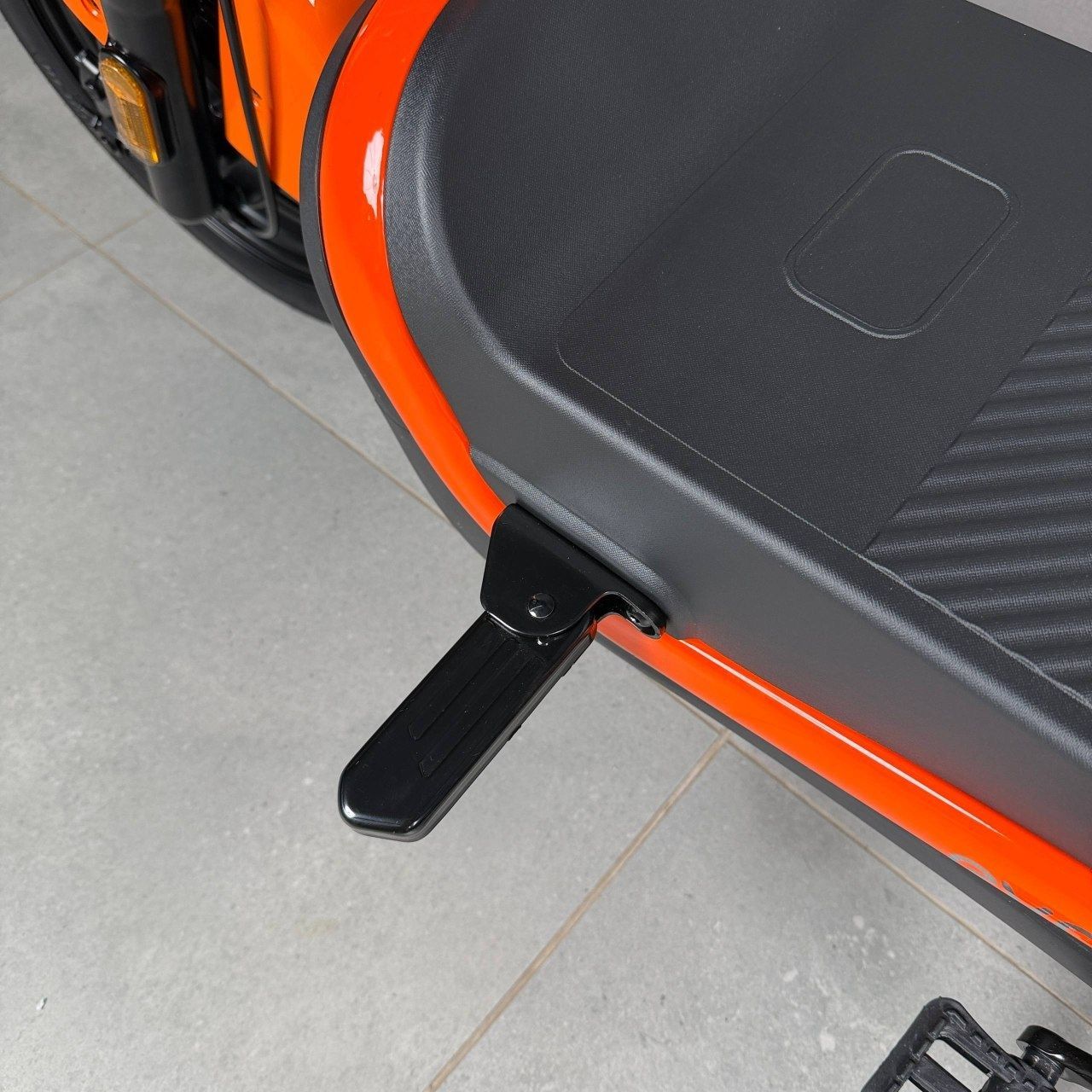 EVOBIKE Atlas PRO 800W 60V 20Ah | мощный компактный 14 дюймов электровелосипед с сиденьем для второго пассажира, большим дисплеем, педалями и аккумулятором максимальной емкости, оранжевый цвет 14270009 фото