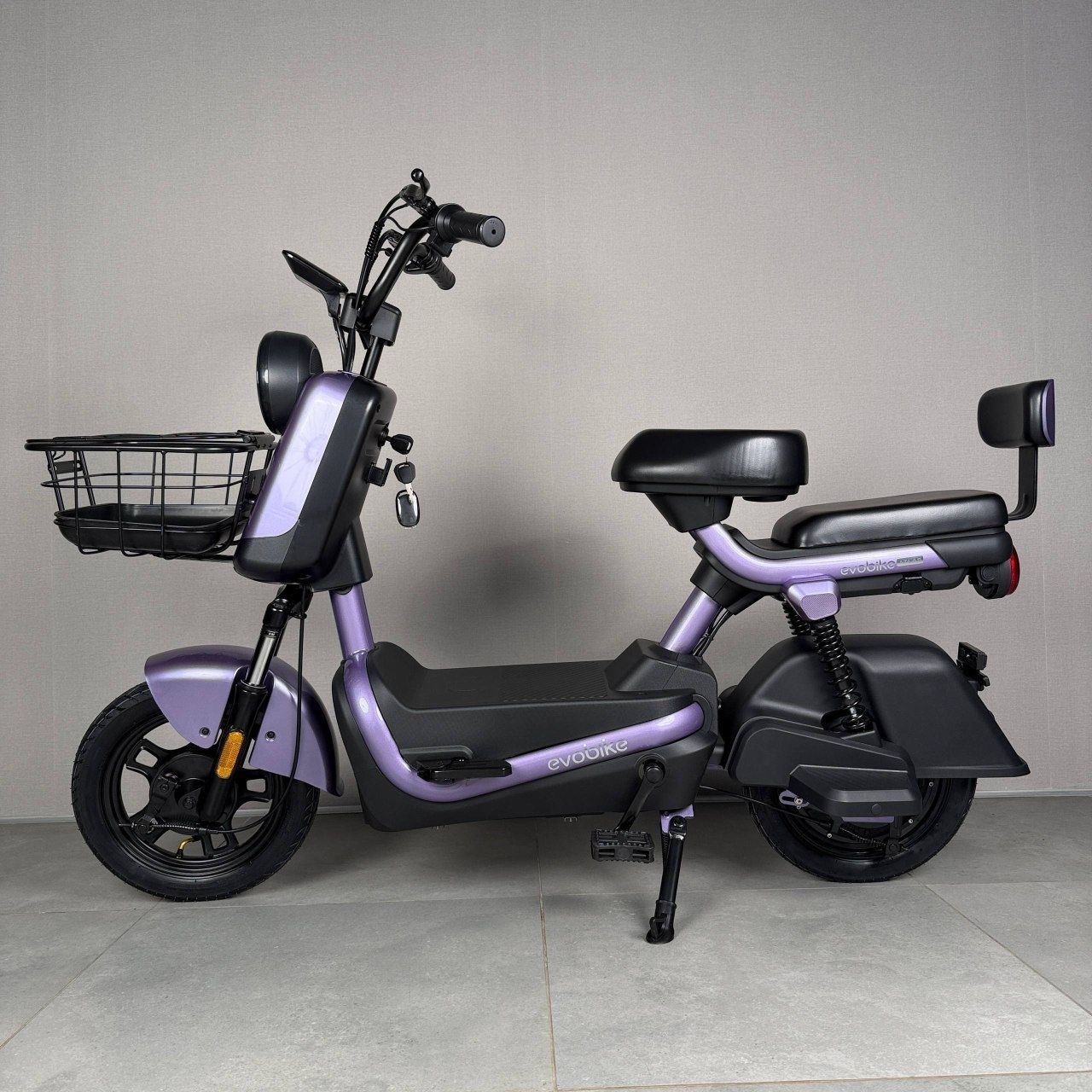 EVOBIKE Atlas PRO 800W 60V 20Ah | потужний компактний 14 дюймів електровелосипед з сидінням для другого пасажира, великим дисплеєм, педалями і акумулятором максимальної ємності, фіолетовий (бузковий) колір 14270010 фото