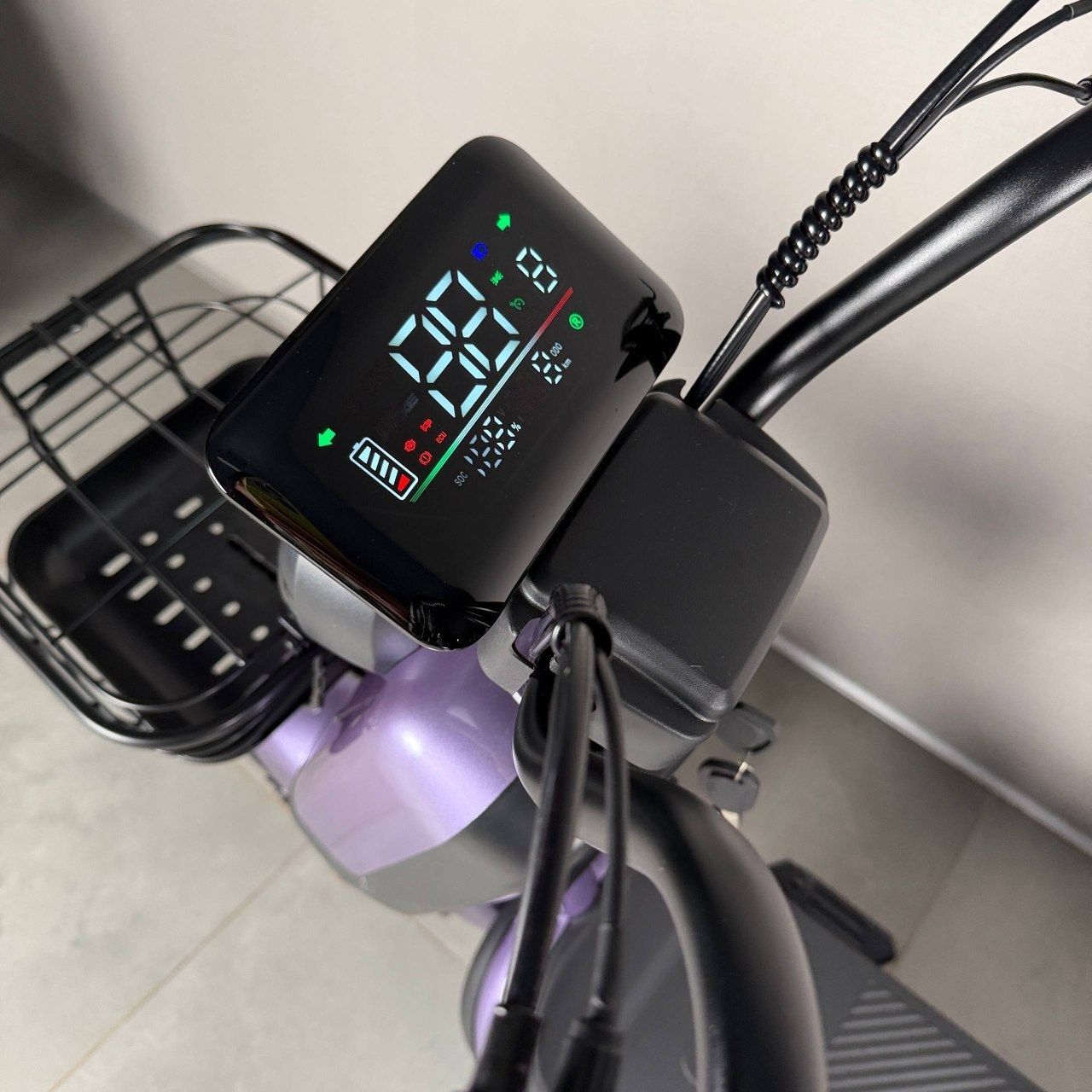 EVOBIKE Atlas PRO 800W 60V 20Ah | потужний компактний 14 дюймів електровелосипед з сидінням для другого пасажира, великим дисплеєм, педалями і акумулятором максимальної ємності, фіолетовий (бузковий) колір 14270010 фото