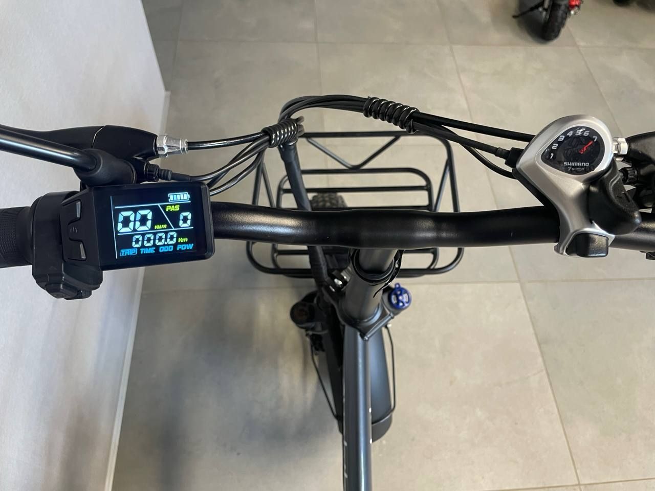 Електровелосипед EVOBIKE Storm V8s V8 15 Ah 1000W Black 09799 фото