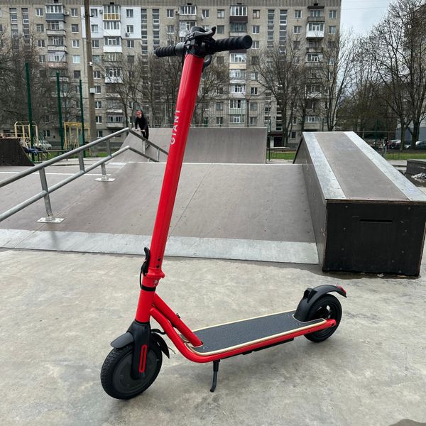 Электросамокат GIANT U9 PRO 600W 13Ah 9.25″ Red NEW (2023 года) 1564 фото