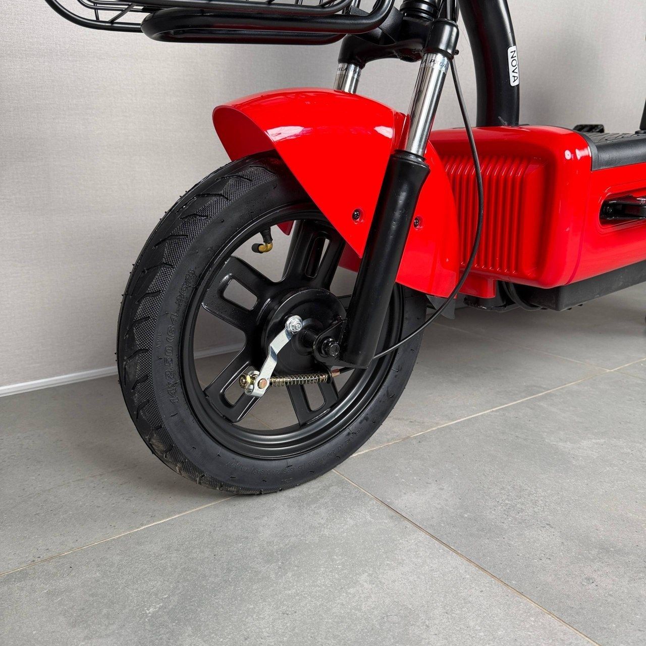 EVOBIKE Nova S 500W 48V 12Ah удобный электровелосипед с 2 сиденьями, корзиной и поворотниками, простой и надежный для города и села, красного цвета 19261409 фото