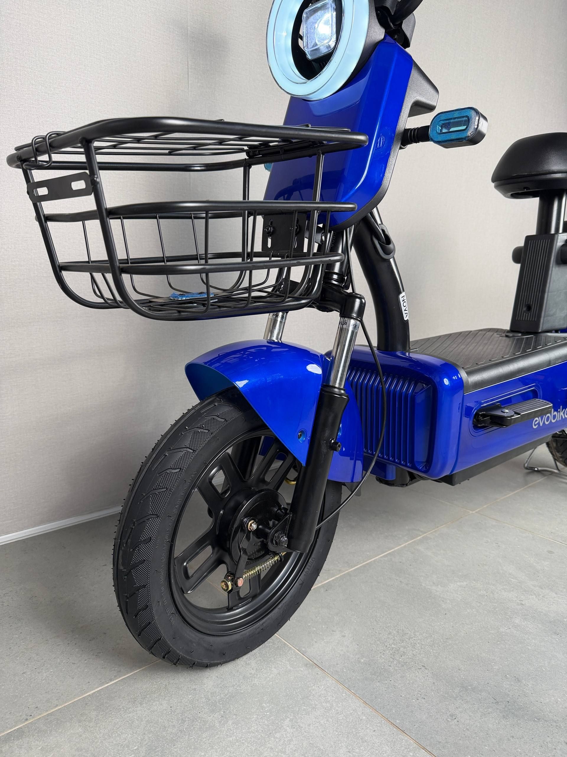 EVOBIKE Nova S 500W 48V 12Ah удобный электровелосипед с 2 сиденьями, корзиной и поворотниками, простой и надежный для города и села, синего цвета 19261706 фото