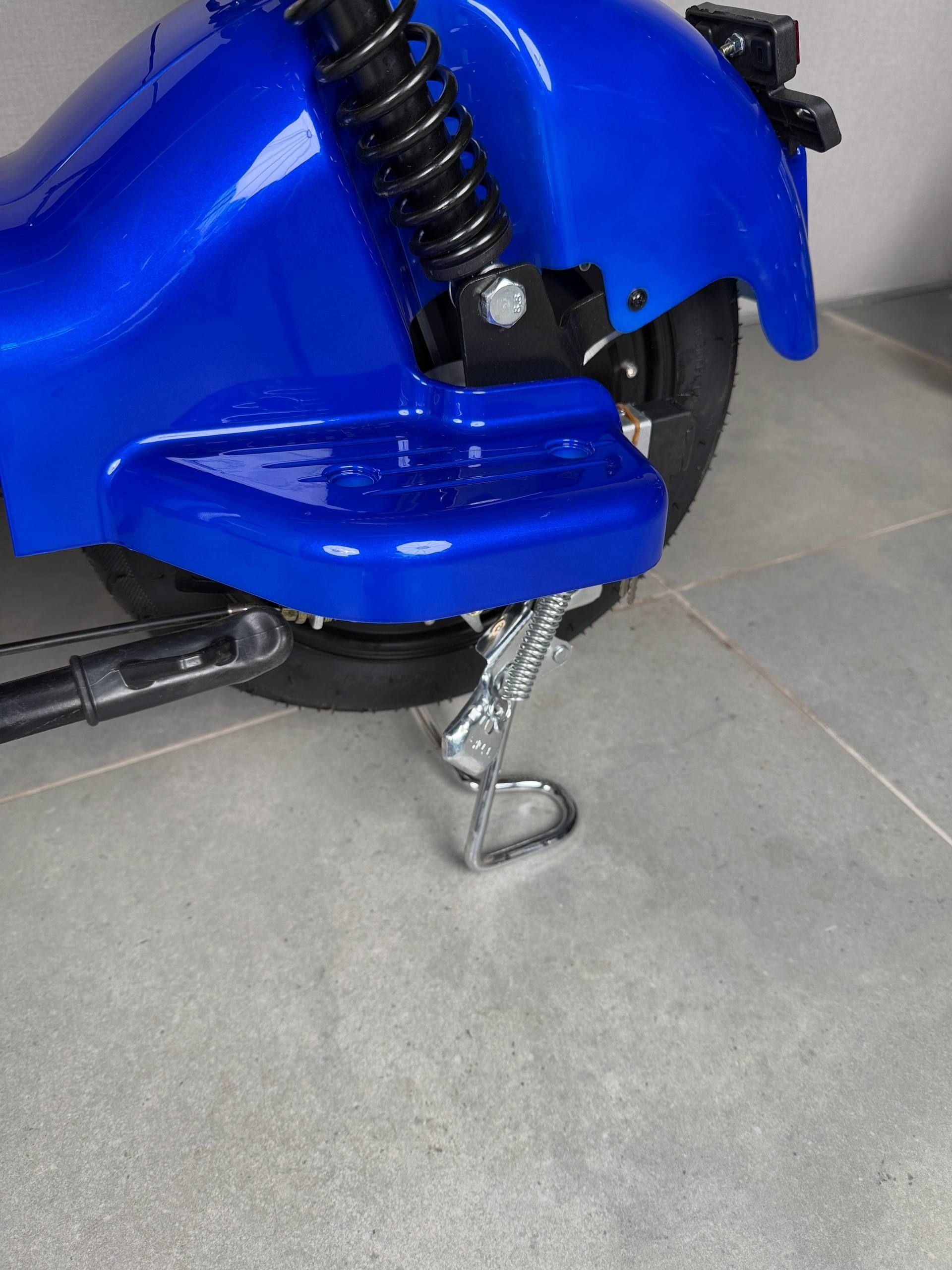 EVOBIKE Nova S 500W 48V 12Ah удобный электровелосипед с 2 сиденьями, корзиной и поворотниками, простой и надежный для города и села, синего цвета 19261706 фото