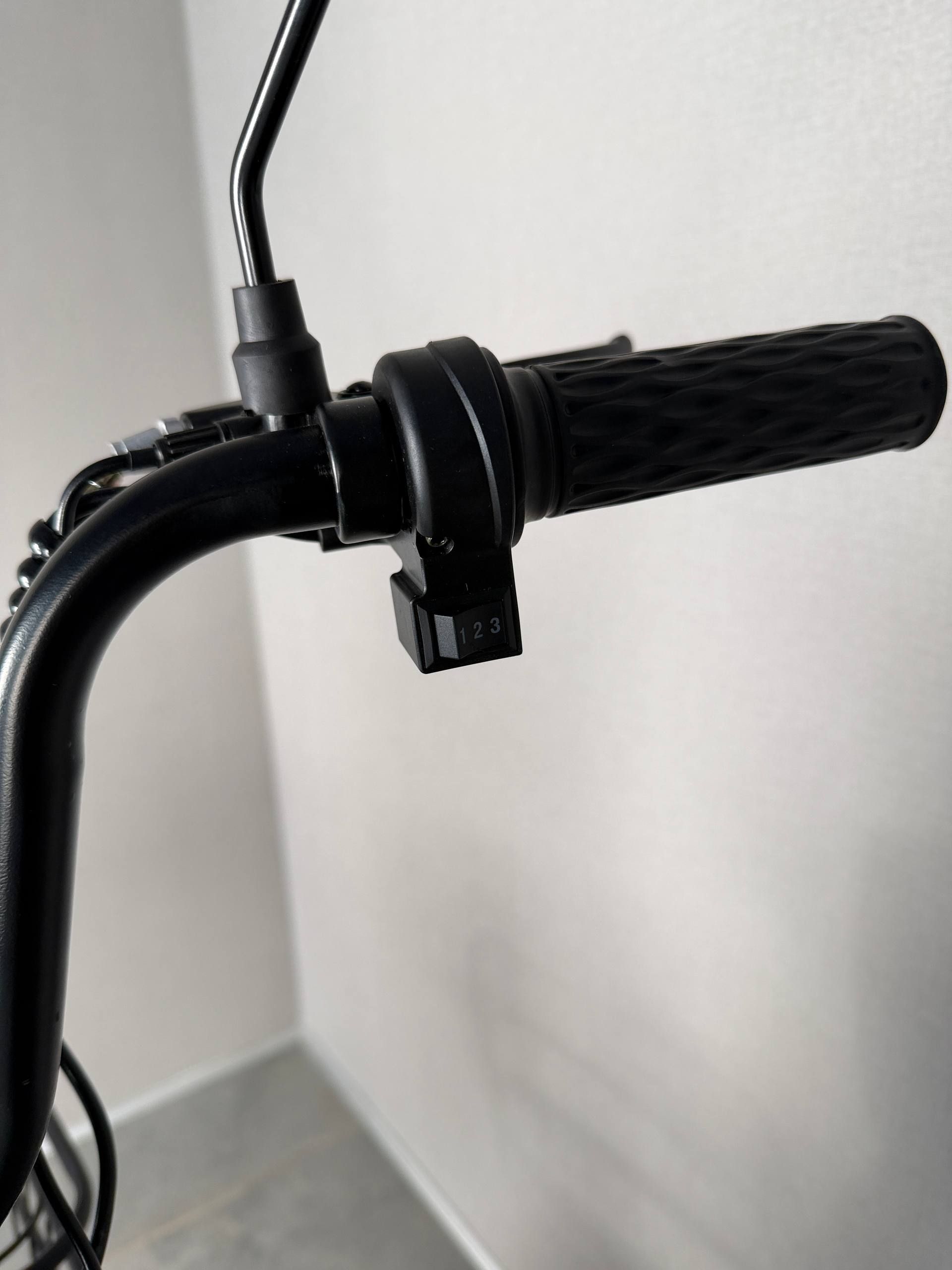 EVOBIKE Nova S 500W 48V 12Ah удобный электровелосипед с 2 сиденьями, корзиной и поворотниками, простой и надежный для города и села, синего цвета 19261706 фото