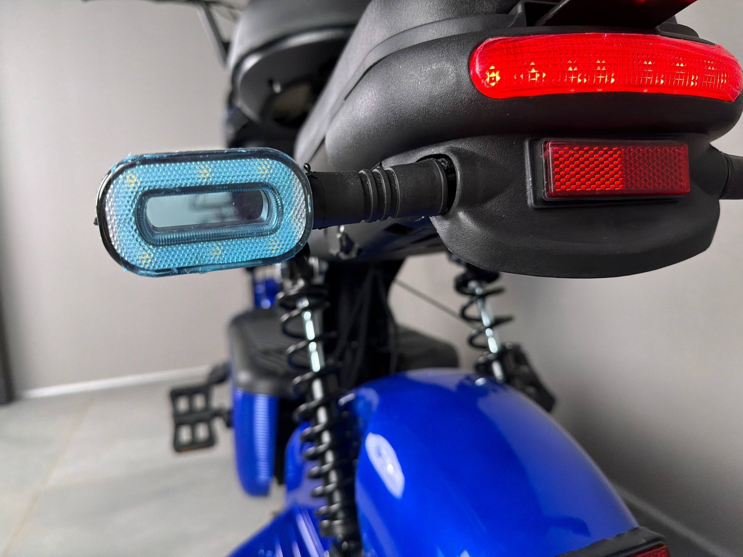 EVOBIKE Nova S 500W 48V 12Ah удобный электровелосипед с 2 сиденьями, корзиной и поворотниками, простой и надежный для города и села, синего цвета 19261706 фото
