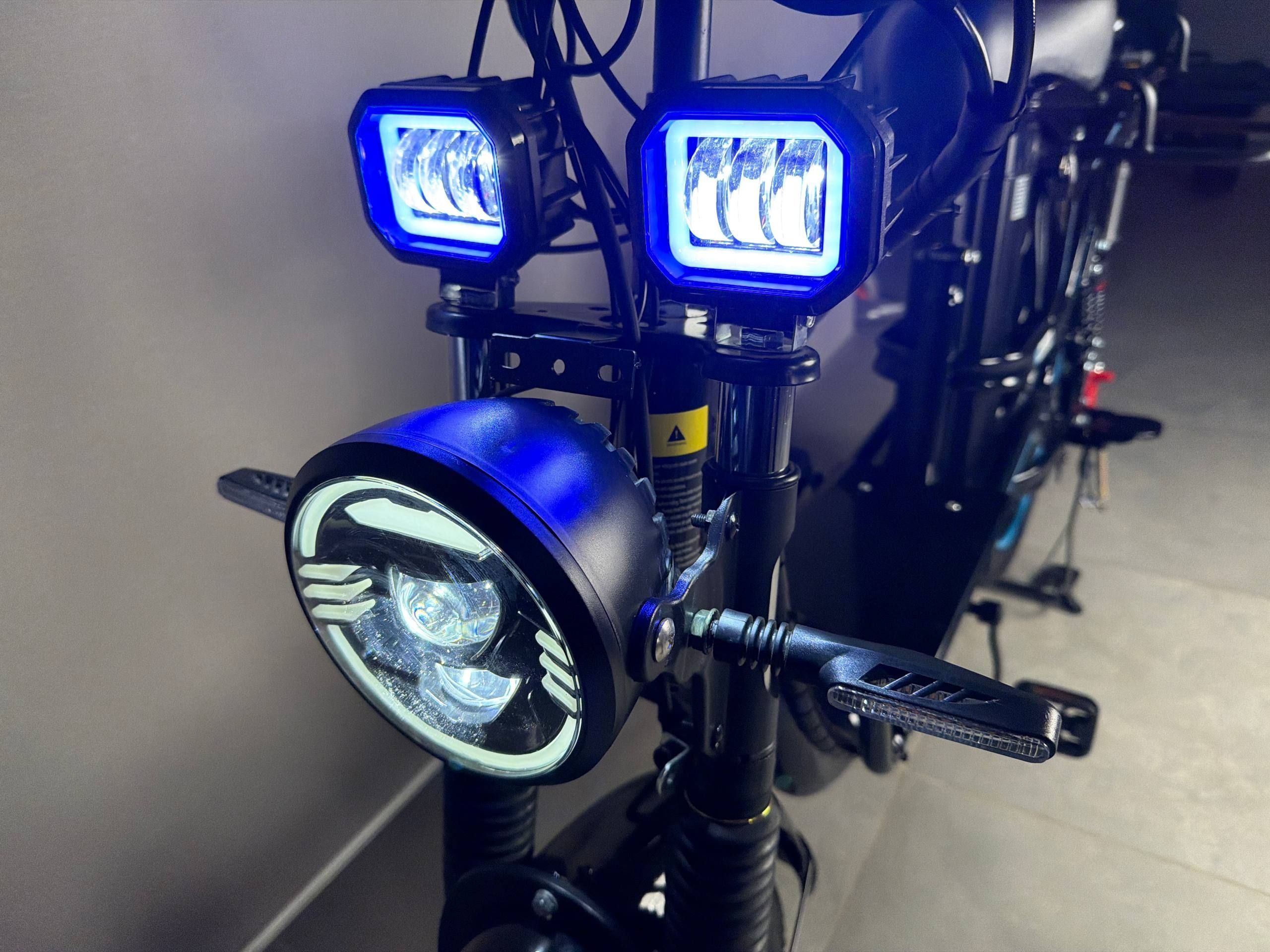 |NEW 2026 !|Електровелосипед MINAKO Monster MAX 20 дюймів (60V, 30Ah, 1500W) синій з розкладним сидінням - багажником ( 2026) 679432 фото