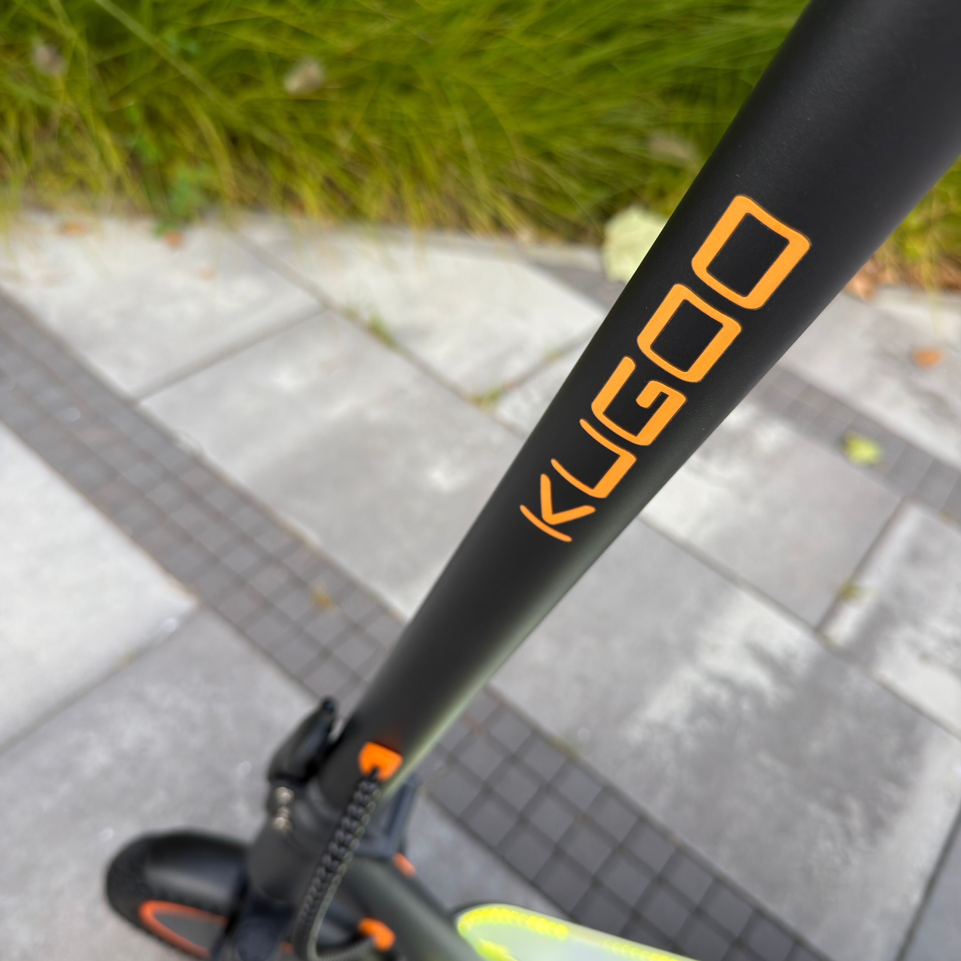 Електросамокат KUGOO PRO 5 LED MAX 750W 36V 13Ah, 10" надувні OFF-ROAD колеса, 35 км/год, передня та задня амортизація 75005 фото